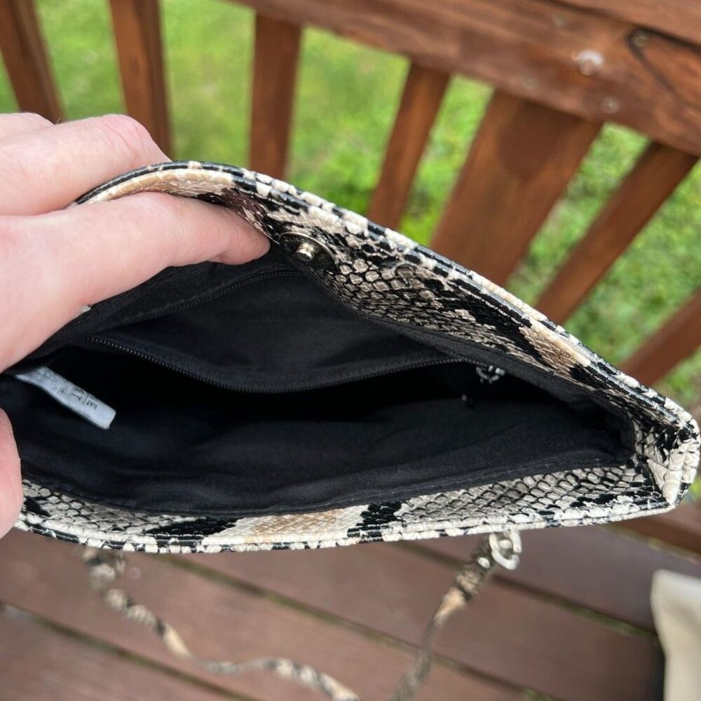 Nine West Wristlet and Crossbody in a Python or Snake print with Lots of Pockets - Picture 6 of 6